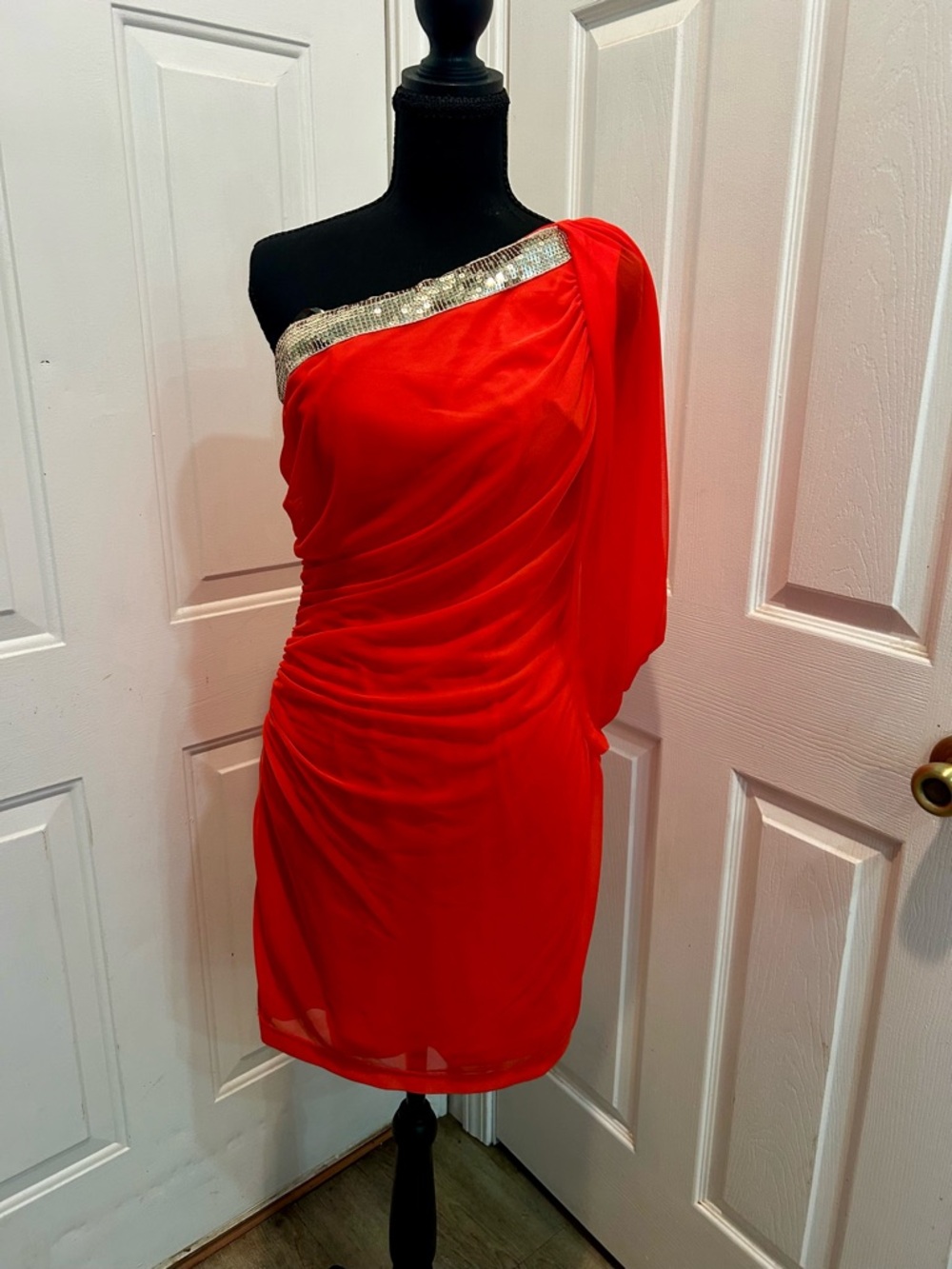 Hailey Logan by Adrianna Papell Orange One Shoulder Party Formal Mini dress SZ M